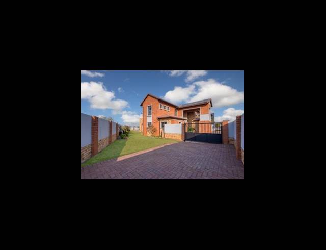 4 BEDROOM HOUSE FOR SALE IN MEYERSDAL NATURE ESTATE